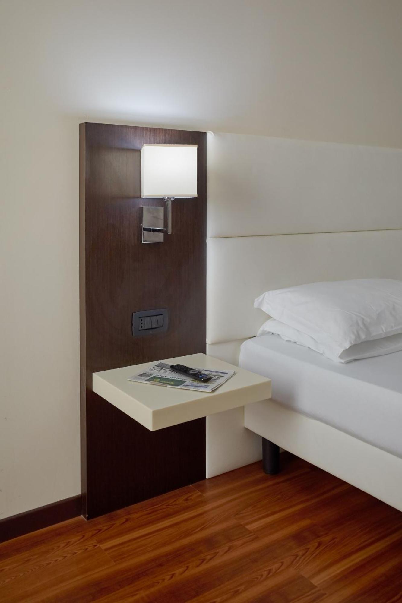 Kona Hotel Verona By Kleos Group Collection Negrar Luaran gambar