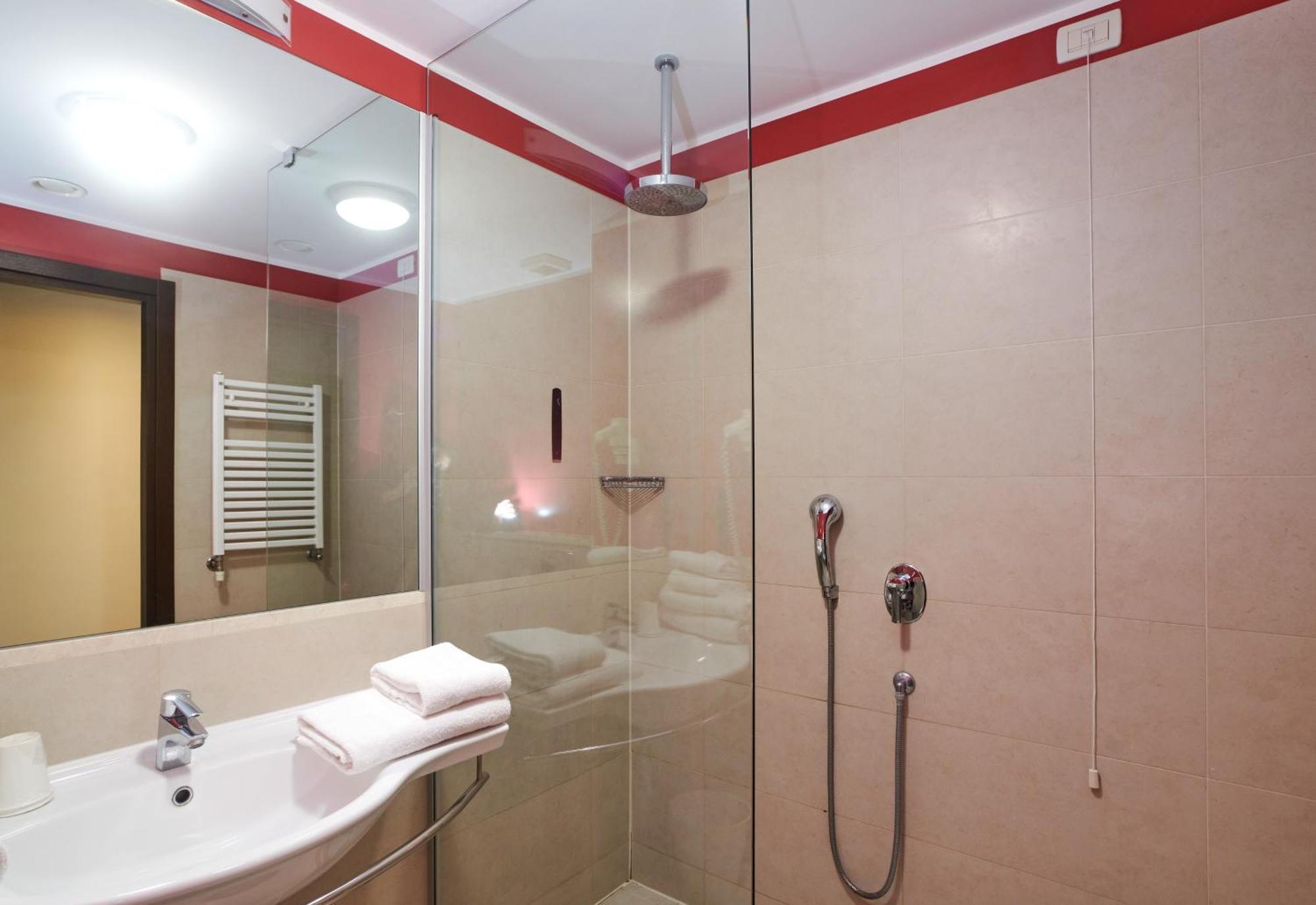 Kona Hotel Verona By Kleos Group Collection Negrar Luaran gambar